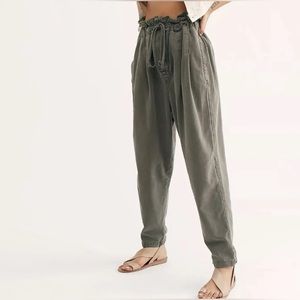 Free People Margate Pleated Trousers Paper Bag Drawstring High Rise Pants Medium